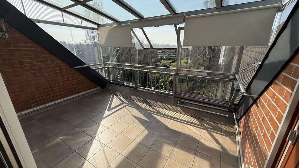 Wohnung zum Kaufen in Krefeld 249.000 € 119 m²