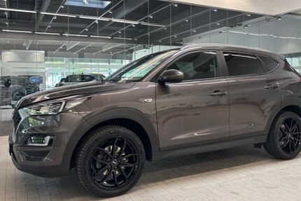 Hyundai TUCSON 39.800 km 16.880 &euro; Duisburg 47167