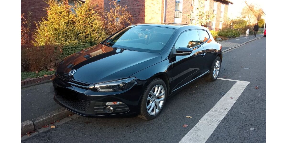 VW Scirocco 129.000 km 5.750 &euro; Mülheim an der Ruhr 45475