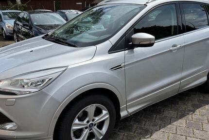 Ford Kuga 192.000 km 8.999 &euro; Neuss 41462