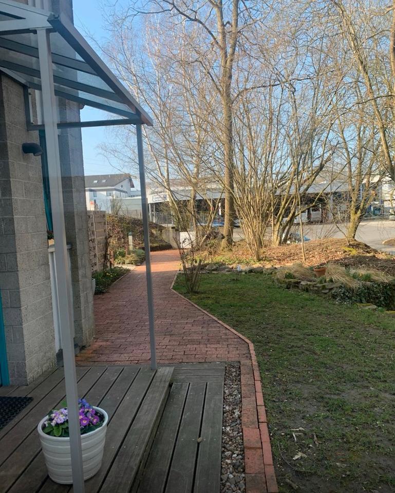 Schönes, familienfreundliches Reihenendhaus mit großem Garten