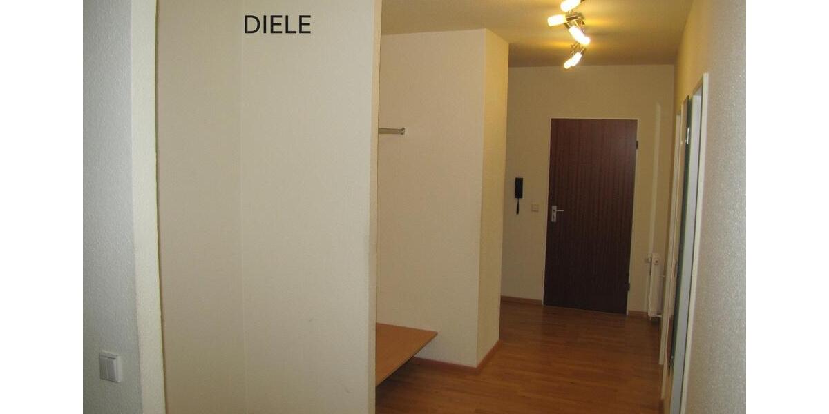 Dachgeschoßwohnung Krefeld Hüls - 3 Zimmer, 99 m&sup2;, 925&euro; | Angebot:25352289