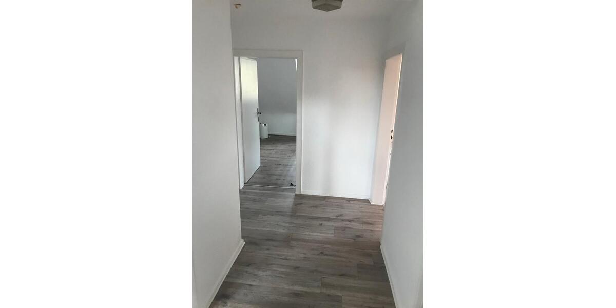 Dachgeschoßwohnung Oberhausen Biefang - 3.5 Zimmer, 65 m&sup2;, 740&euro; | Angebot:25404156