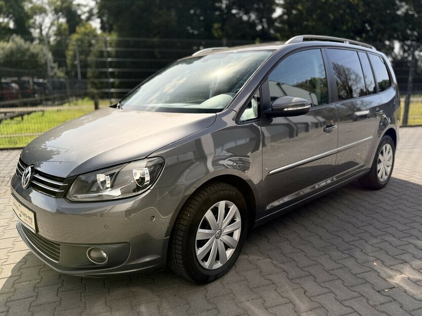 Touran Highline / Navi / 7 Sitze / Klima / AHK