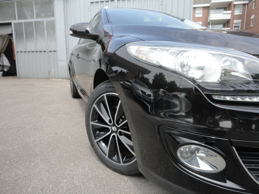 Renault Megane BOSE Edition Klima.Kette+ Motor überholt 150.000 km 5.990 € Neuss 41462