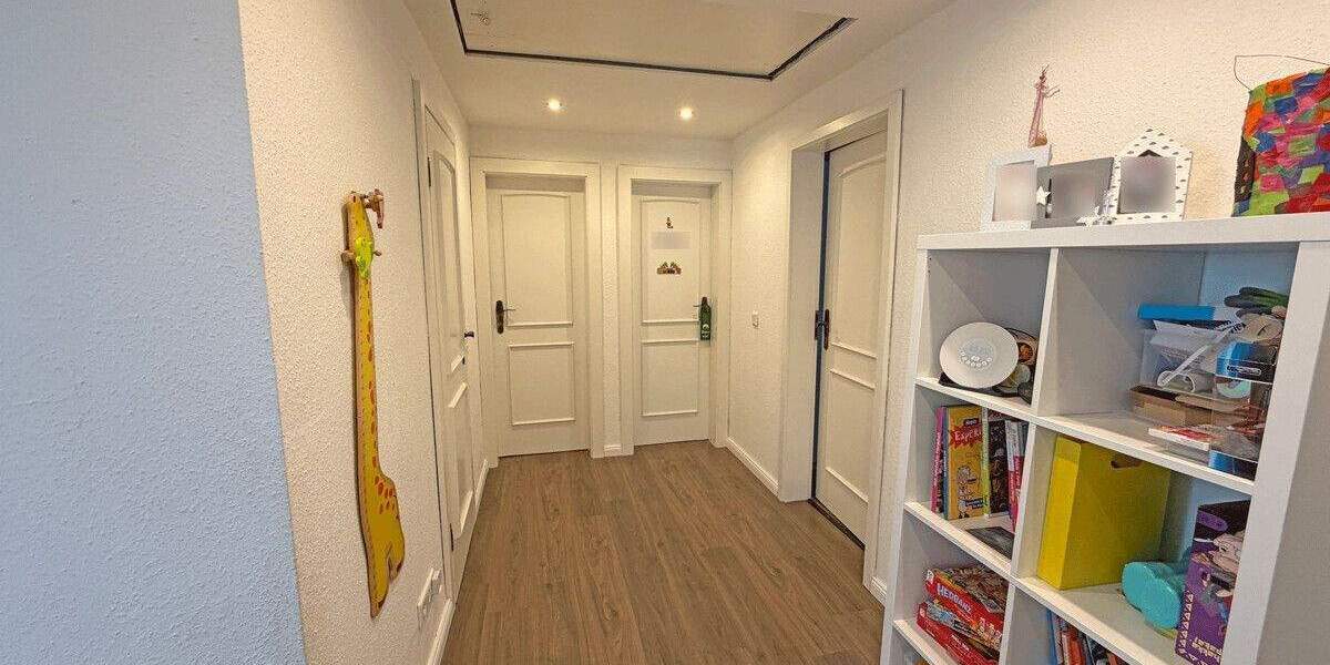 Einfamilienhaus Hünxe Krudenburg - 8 Zimmer, 246 m&sup2;, 550.000&euro; | Angebot:24858215