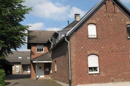 Wohnung Neuss Augustinusviertel - 3 Zimmer, 67 m&sup2;, 585&euro; | Angebot:25484218