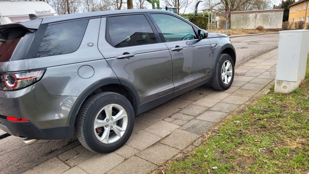 Land Rover Discovery Sport 180.000 km 11.500 &euro; Essen 45147