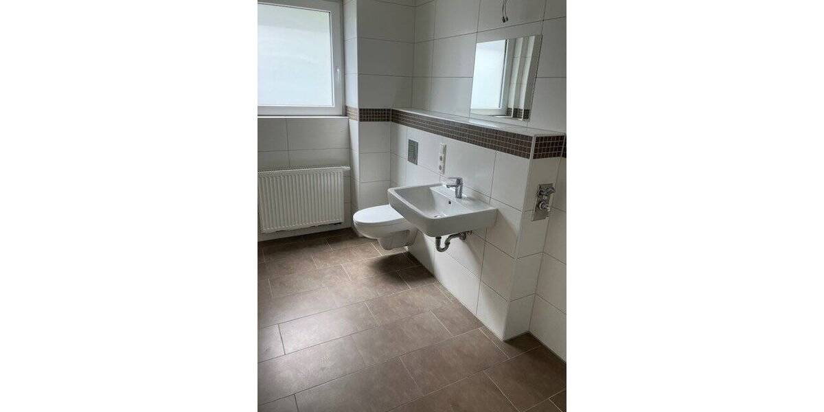 Etagenwohnung Meerbusch Osterath - 4 Zimmer, 122 m&sup2;, 1.229&euro; | Angebot:20960059