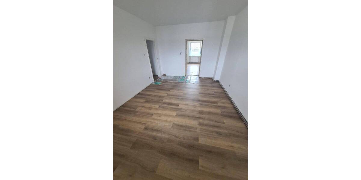 Etagenwohnung Düsseldorf Friedrichstadt - 2 Zimmer, 65 m&sup2;, 1.180&euro; | Angebot:26879414