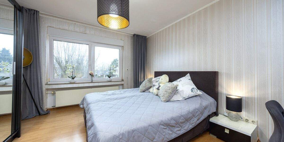 Etagenwohnung Meerbusch Büderich - 4 Zimmer, 93 m&sup2;, 340.000&euro; | Angebot:24278295