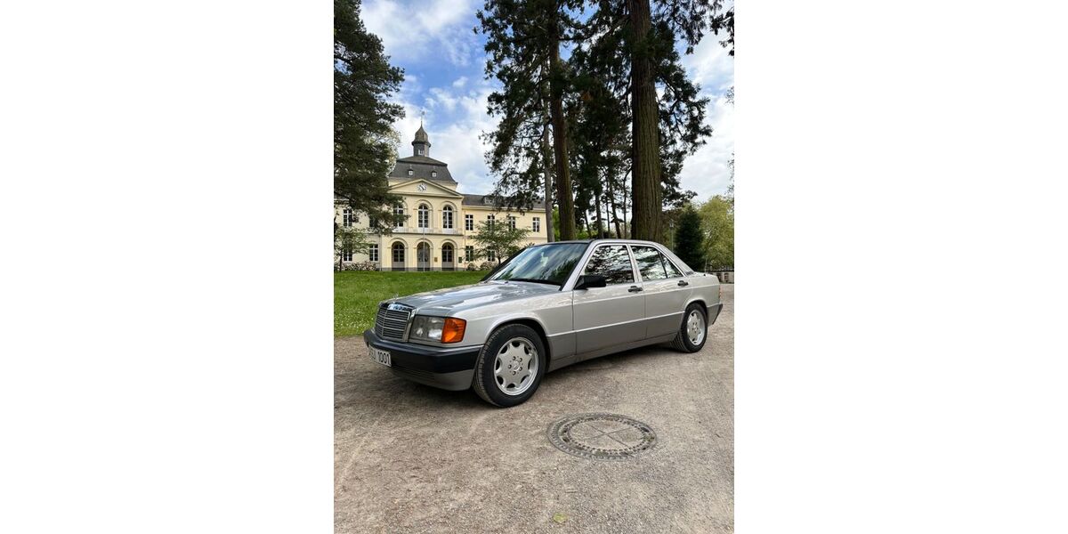 Mercedes-Benz 190 124.300 km 8.590 &euro; Düsseldorf 40597