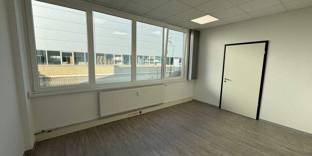 Gewerbeobjekt Willich Münchheide - 7 Zimmer, 246 m&sup2;, 2.460&euro; | Angebot:24789280