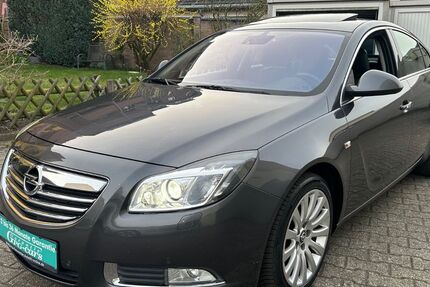 Opel Insignia 185.000 km 6.250 &euro; Düsseldorf 40589