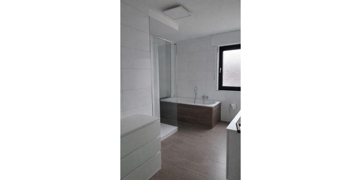 Reihenhaus Moers Rheinkamp - 4.5 Zimmer, 110 m&sup2;, 398.000&euro; | Angebot:24845277