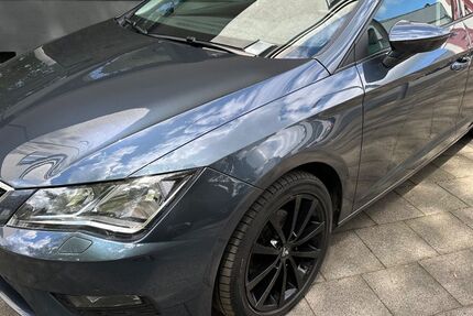 Seat Leon 89.213 km 11.950 &euro; Gelsenkirchen 45899