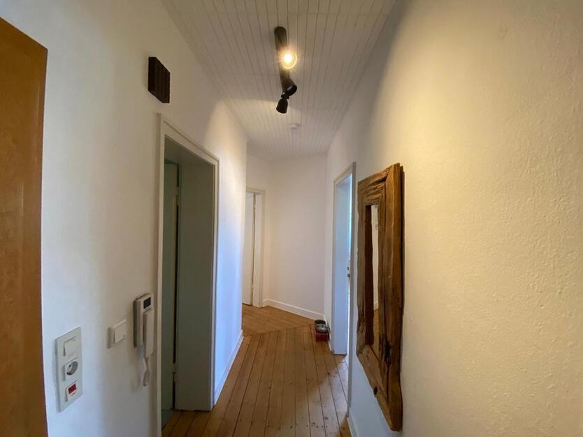 Charmante, helle 2,5-Zi-Whg. mit Balkon zentrale Lage in Kamp-Lintfort zimmer