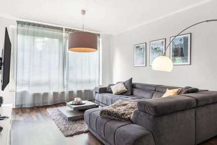 Zimmer Düsseldorf Stadtbezirk 2 - 3 Zimmer, 1.900&euro; | Angebot:24986088