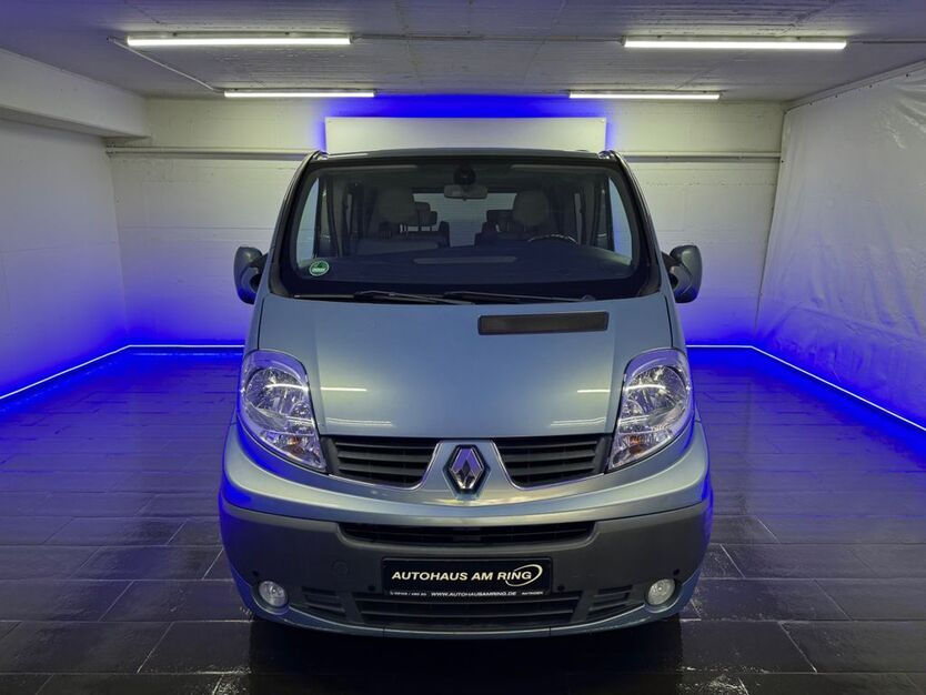 Renault Trafic 147.446 km 14.999 € Ratingen bei Düsseldorf 40878