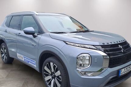 Mitsubishi Plug-in Hybrid Outlander 1.570 km 52.370 € Duisburg 47249