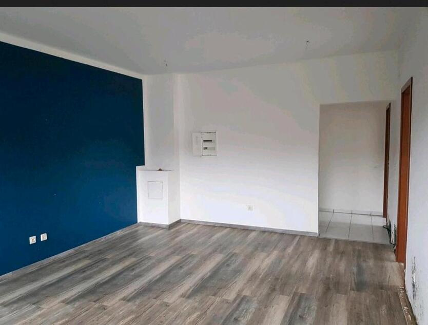 2 Zimmer Wohnung in Losenburg zimmer