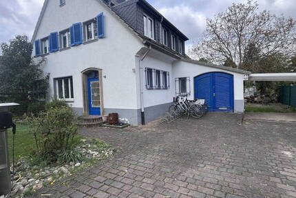 Haus Duisburg Ungelsheim - 7 Zimmer, 180 m&sup2;, 930.000&euro; | Angebot:26156021