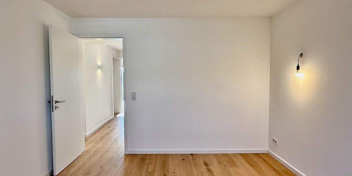 Etagenwohnung Düsseldorf Düsseltal - 4 Zimmer, 160 m&sup2;, 3.990&euro; | Angebot:25302542