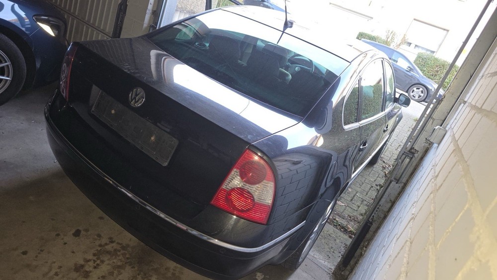 VW Passat B5 185.000 km 2.500 &euro; Essen 45121