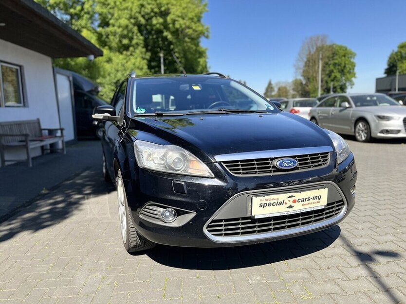 Focus Titanium / LPG / Sitzheizung / Xenon / AHK
