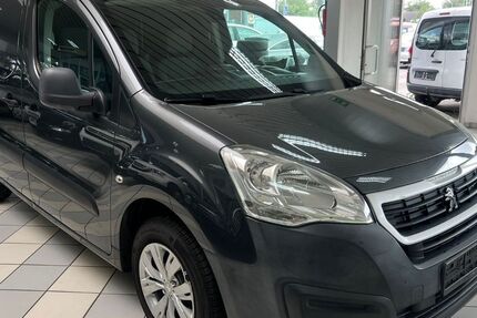 Peugeot Partner 145.289 km 6.990 € Neuss 41469