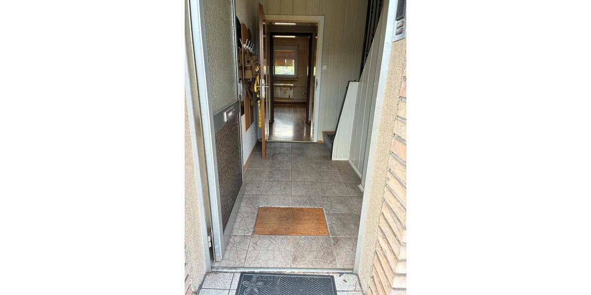 Doppelhaushälfte Dinslaken Hiesfeld - 10 Zimmer, 80 m&sup2;, 375.000&euro; | Angebot:27437891