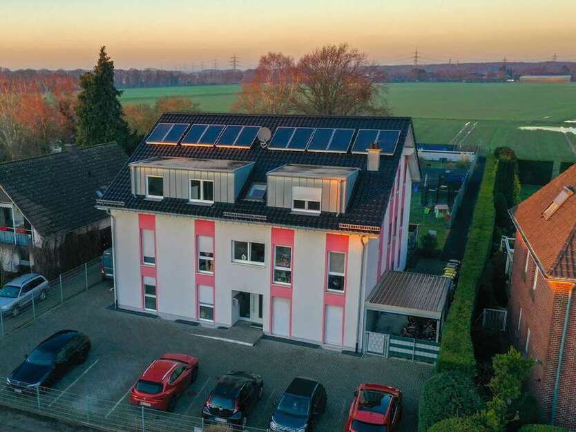 Wohnung zum Kaufen in Mönchengladbach 319.000 € 85.47 m²