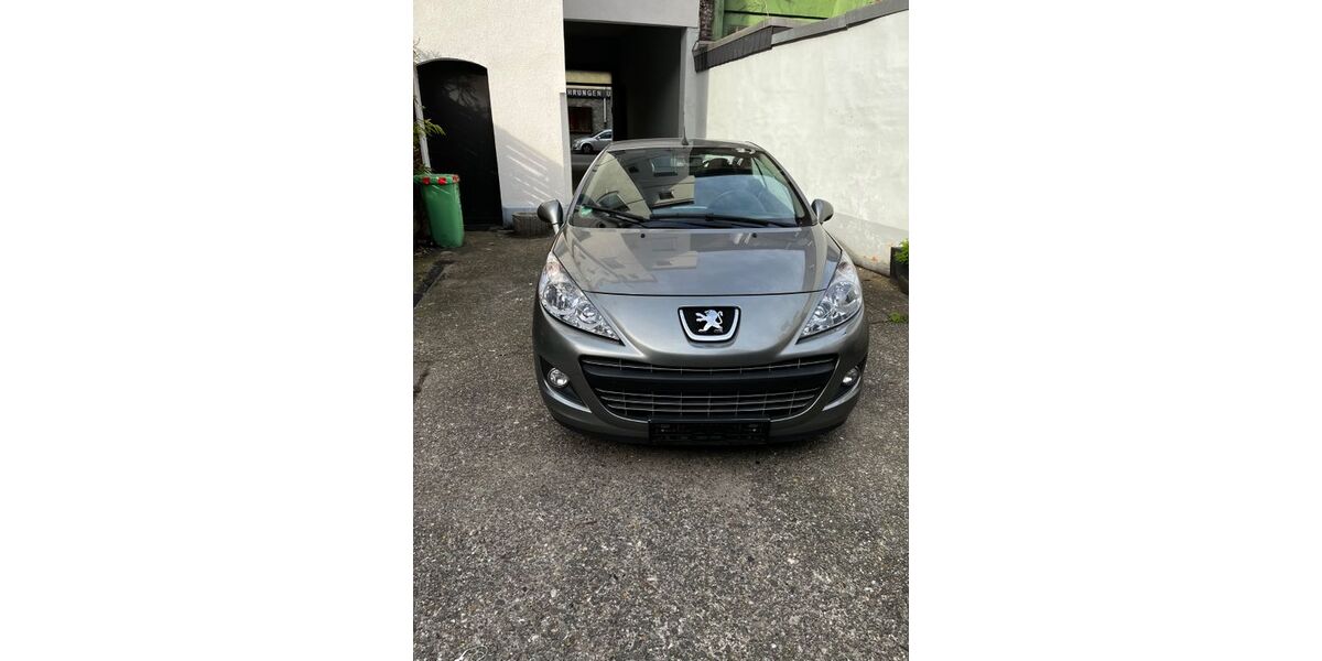 Peugeot 207 150.900 km 3.300 &euro; Gelsenkirchen 45879