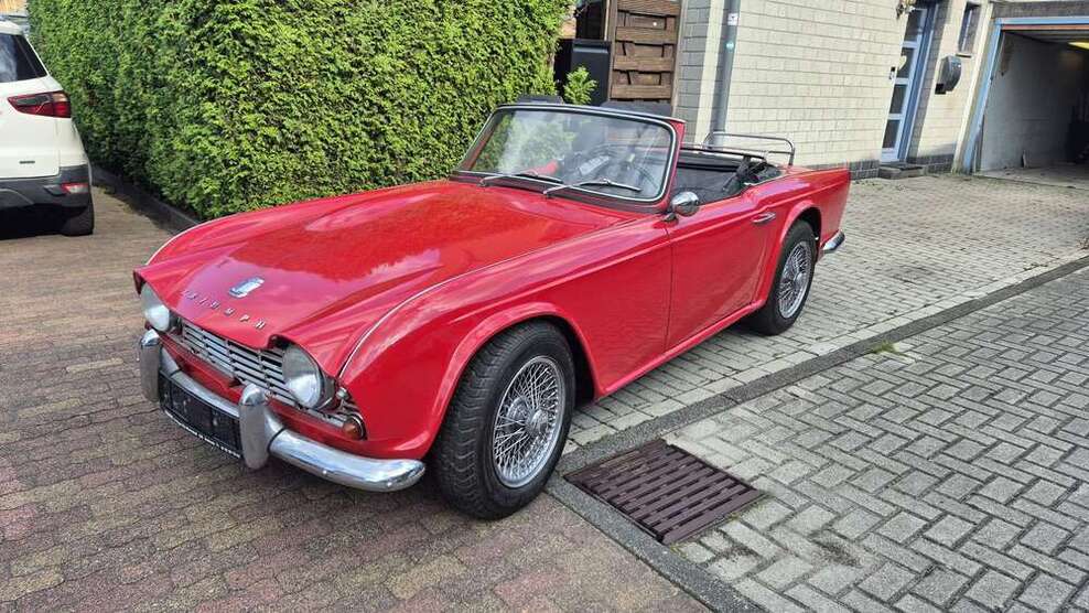 TR4