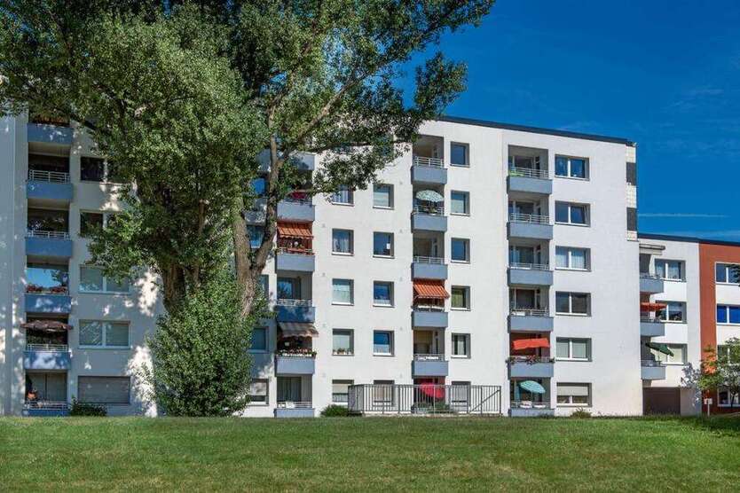 Wohnung zum Mieten in Duisburg 579 € 75.36 m²