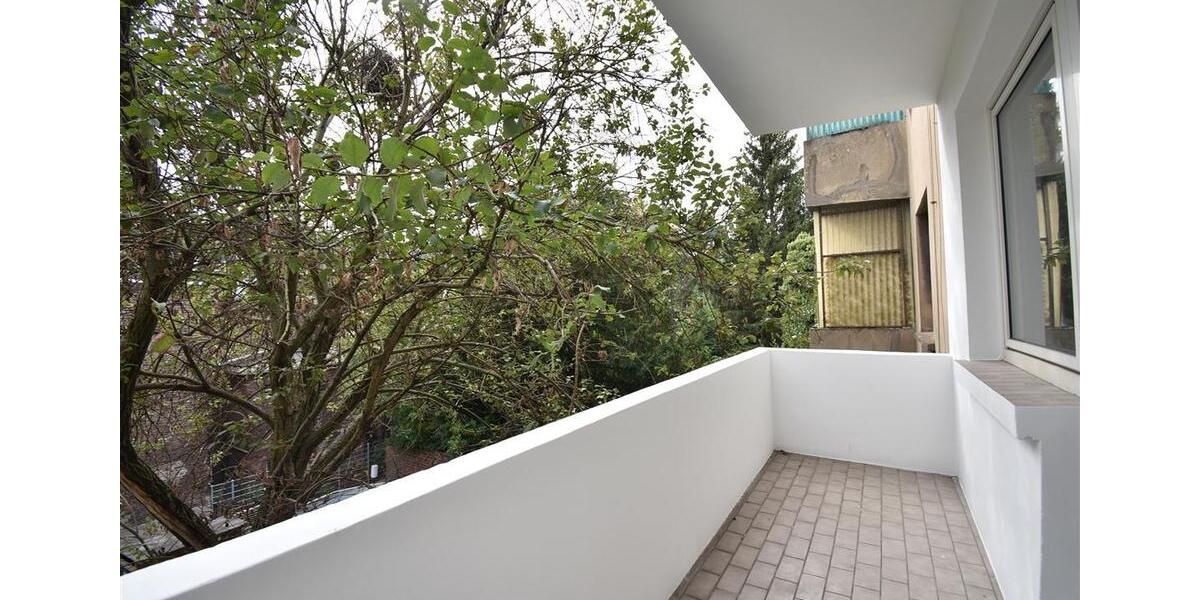 Saniert! Moderne 2-Zi-Whg mit Balkon am Beecker Marktplatz 2 zimmer