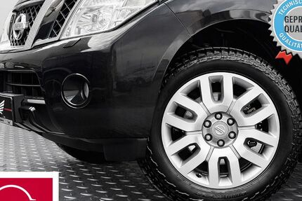 Nissan Pathfinder 293.665 km 10.990 &euro; Düsseldorf 40625