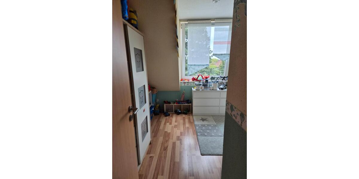 Dachgeschoßwohnung Bochum Eppendorf - 3 Zimmer, 75 m&sup2;, 790&euro; | Angebot:26233335