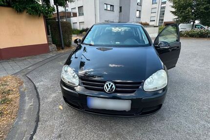VW Golf 204.920 km 1.500 &euro; Essen 45143