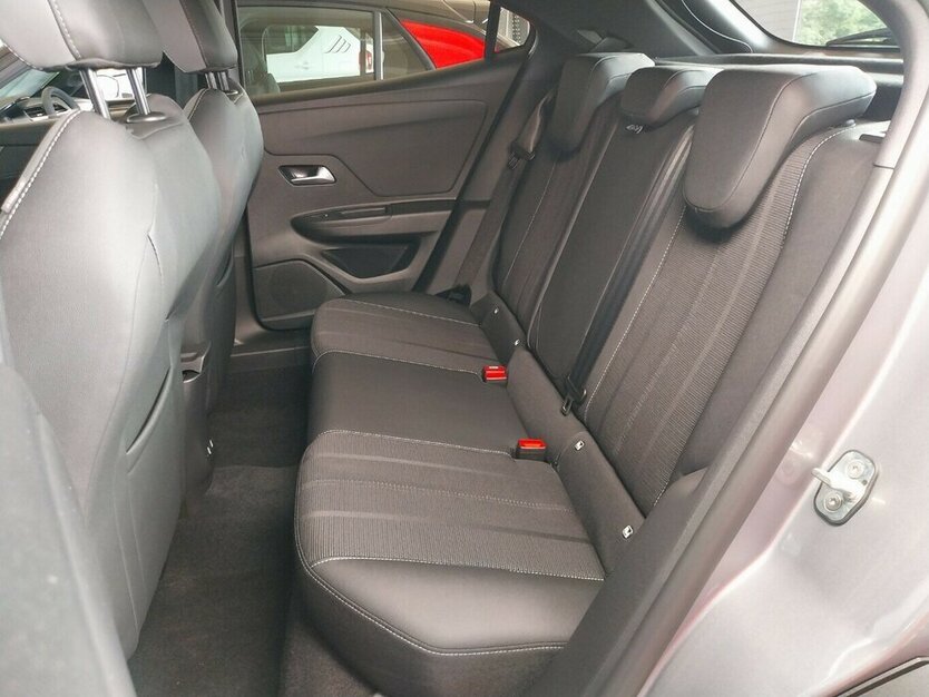 Opel Mokka GS 48V Hybrid, Kamera, LED-Matrix Licht 5.000 km 29.980 € HAAN 42781