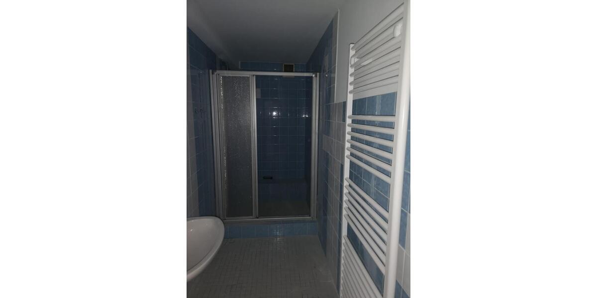 Erdgeschoßwohnung Duisburg Essenberg - 6 Zimmer, 164 m&sup2;, 1.150&euro; | Angebot:25404154