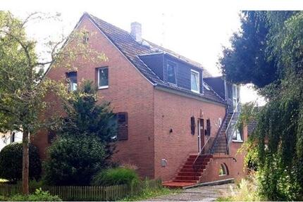 Wohnung Duisburg Großenbaum - 2 Zimmer, 80 m&sup2;, 670&euro; | Angebot:25510501