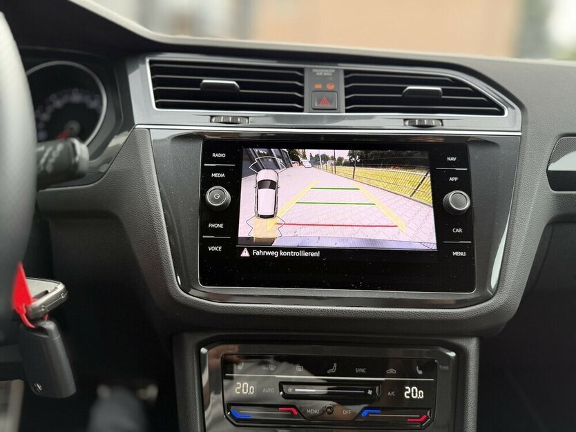 Tiguan R-Line - DAB - Kamera - AAC - Carplay