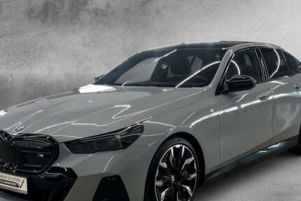 BMW i5 3.046 km 82.771 &euro; Krefeld 47800