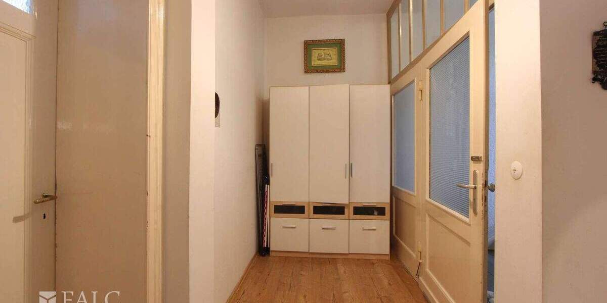 Charmantes Stadthaus | vier Wohneinheiten | mit viel Platz in Sterkrade 1 zimmer