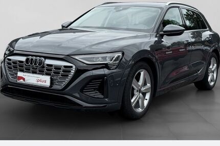 Audi Q8 e-tron 8.211 km 46.680 € Dorsten 46284