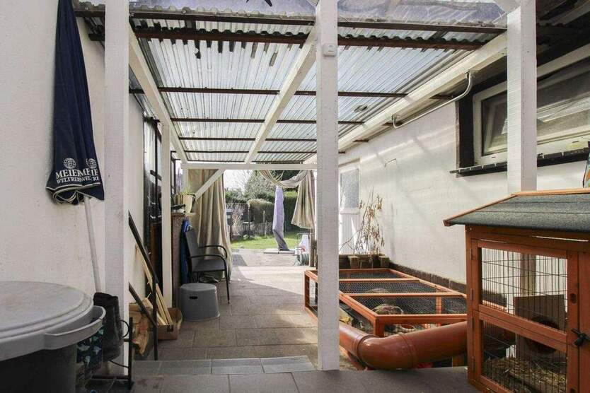 Richtig zuhause: Gepflegtes Reihenmittelhaus mit Garten in Citylage 3 zimmer