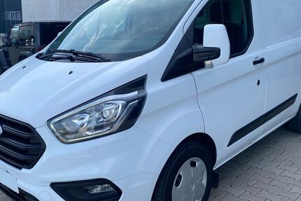 Ford Transit Custom 51.000 km 17.890 &euro; Essen 45309