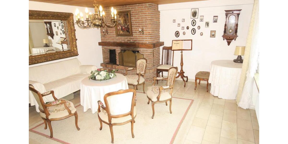 Einfamilienhaus Hünxe - 7 Zimmer, 105 m&sup2;, 572.000&euro; | Angebot:24850856