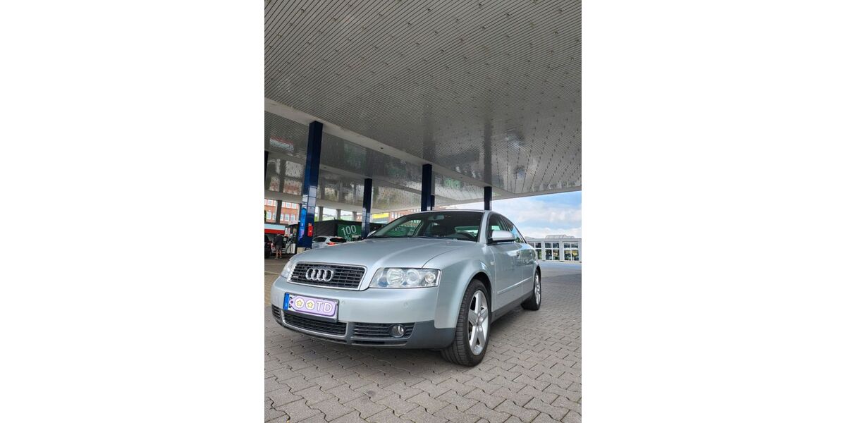 Audi A4 129.900 km 5.900 &euro; Essen 45128